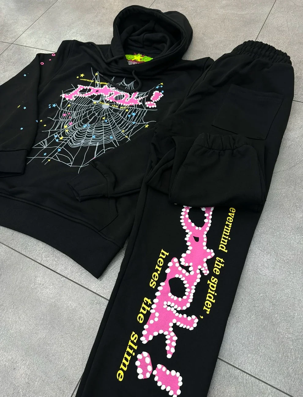 Sp5der pink tracksuit - Image 4